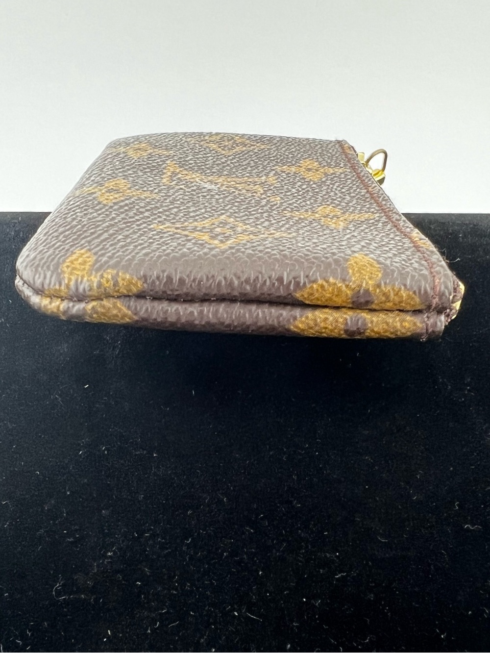 Louis Vuitton Monogram Pochette Clés Coin/Key Pouch - Picture 5 of 9